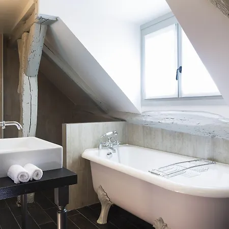 Les Plumes Hotel