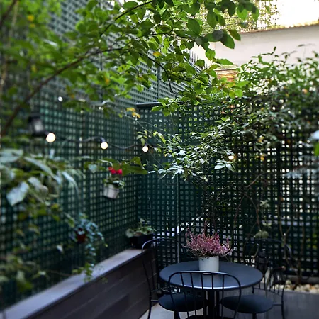 Les Plumes 4* Parigi