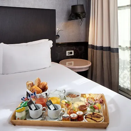 Les Plumes 4* Paris