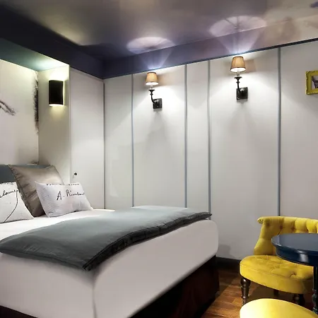 Les Plumes Hotell Paris