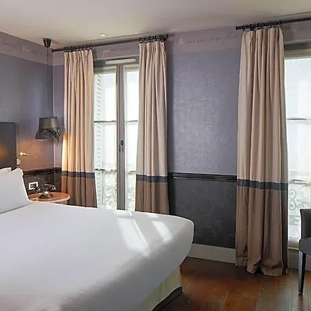 Les Plumes Otel 4*