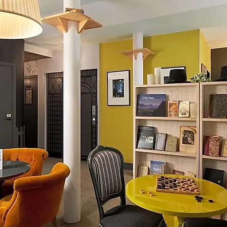 Les Plumes Otel