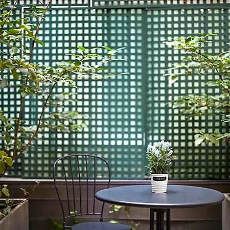 Les Plumes Otel Paris