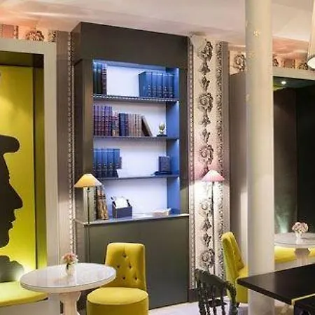 Otel Les Plumes 4*