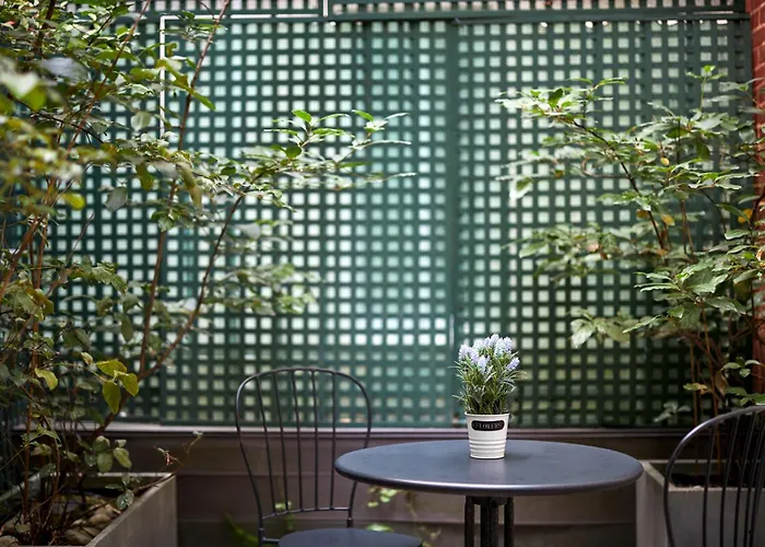 Les Plumes Hotel París