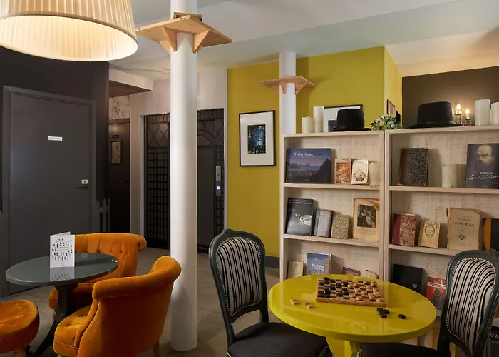 Otel Les Plumes 4*