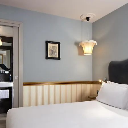 Les Plumes Hotell 4*