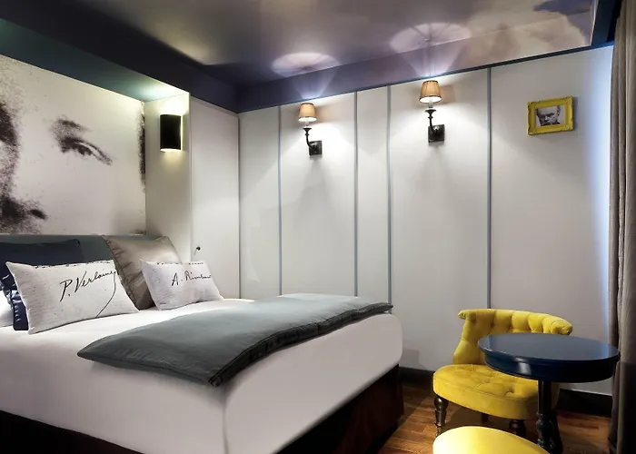 Les Plumes Hotel Paris